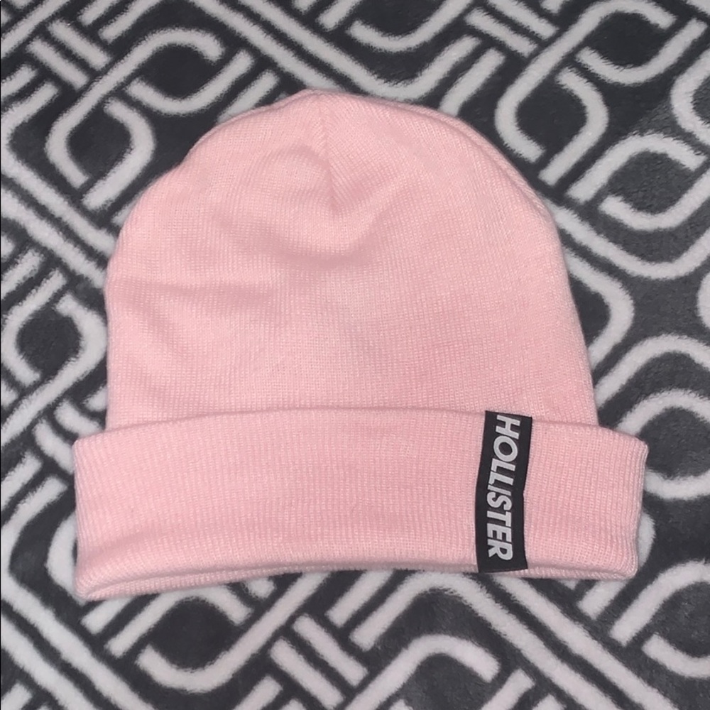 Pink hollister beanie 💕